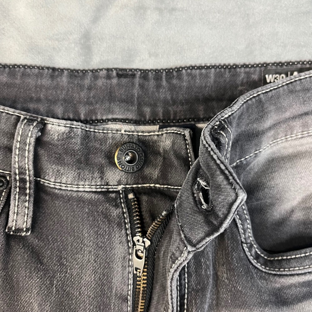 Buffalo David Bitton Ash-X Slim Stretch Jeans Mens 30x32 Gray Faded - Picture 4 of 8